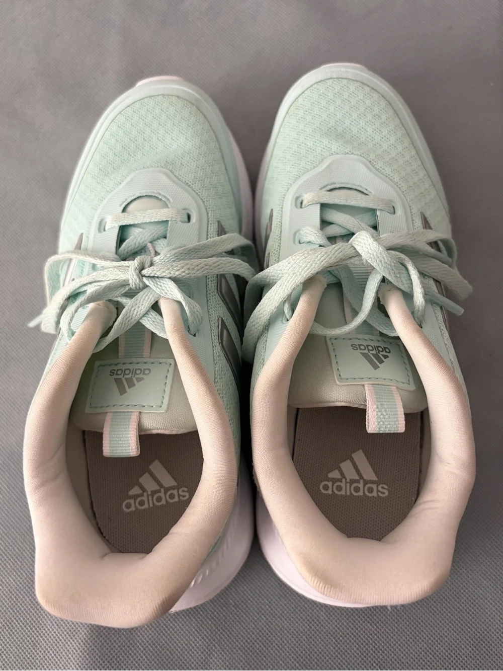 Adidas Cloudfoam Youth Size 1.5 Mint Green Sneakers Excellent Condition(B173)